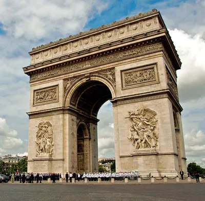 Iconic Arc de Triomphe
