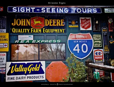 Signs of sightseeing tours