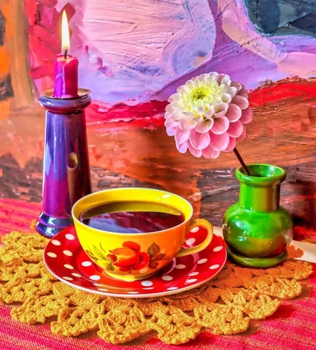 Candle, vase, coffee cup, flower