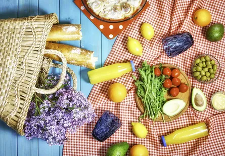 Colorful picnic 682 177
