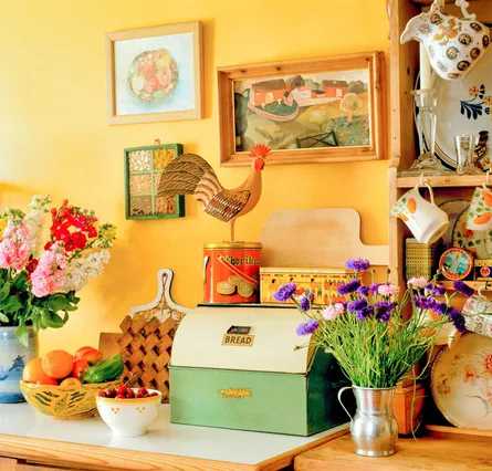Kitchen shelf with items