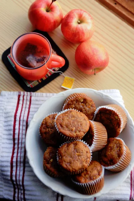Cupcakes and tea 682 204