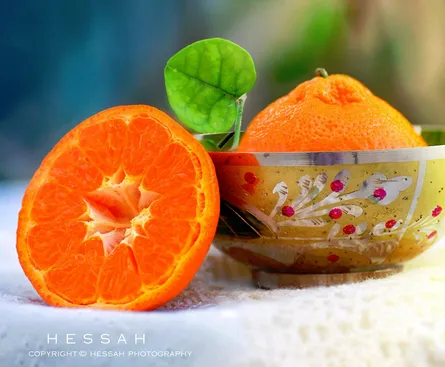 Halved mandarin 682 357