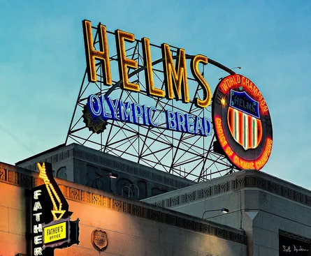 Helms 102 045