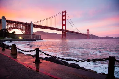 Golden gate bridge at sunset