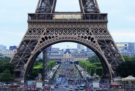 Eiffel tower in photo