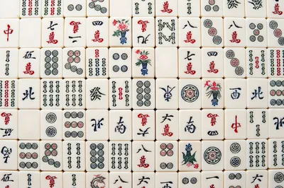 Chinese characters on dice
