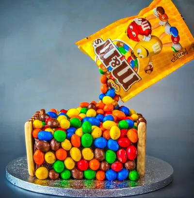M&M Cake Decoration