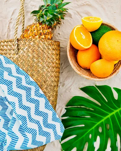 Fruit and drink basket