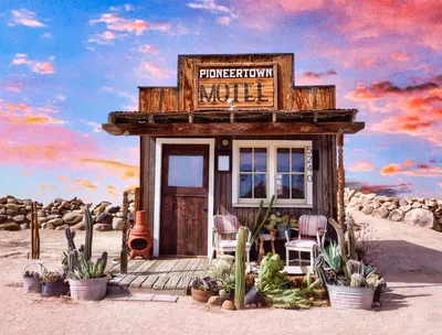Old Western Motel