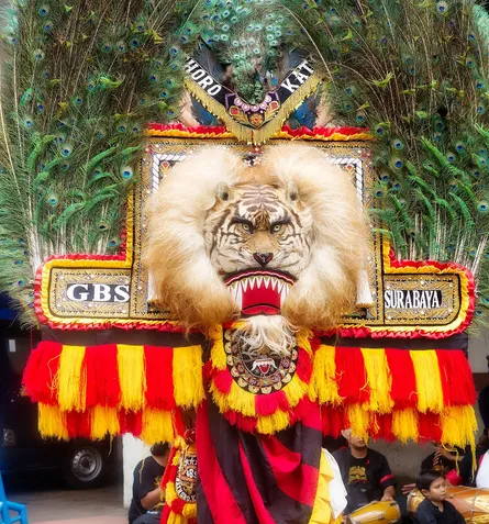 Reog dancer 84 57