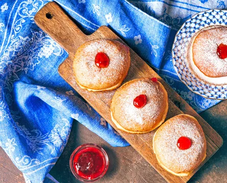 Sufganiyot 48 33