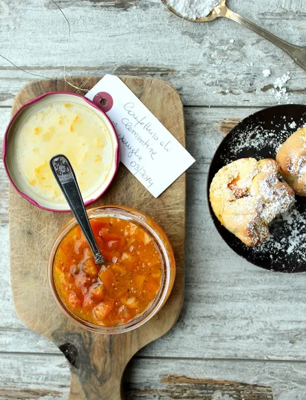 Sour cream biscuits