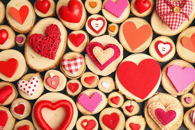 Valentine's Day Wooden Heart Cookie Platter