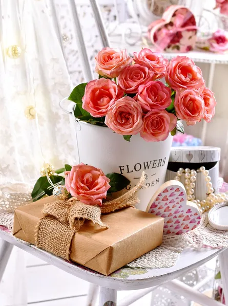 Flower Vase with Roses