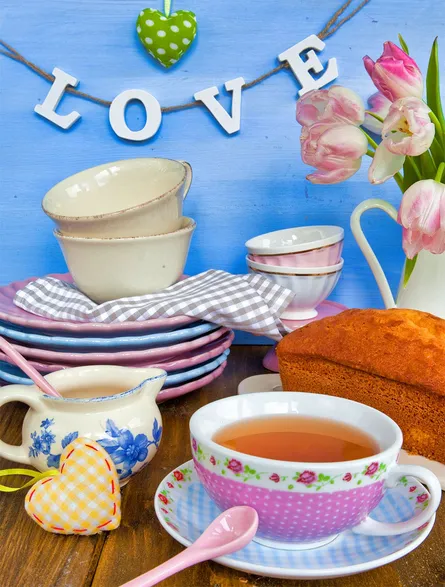 Valentine tea and cake 48 47