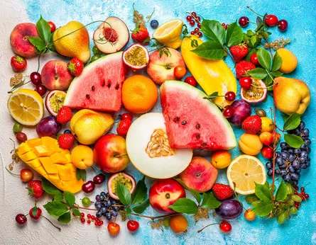 Vibrant fruit medley 682 666