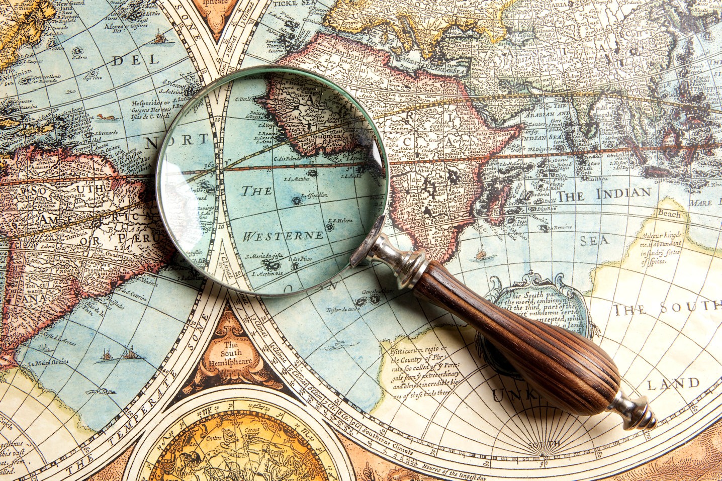 Globe Sightseeing Adventure